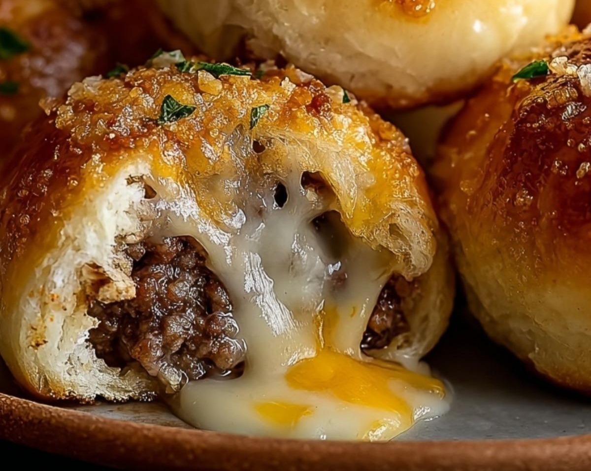 Easy Garlic Parm Cheeseburger Bombs Bites Recipe overview